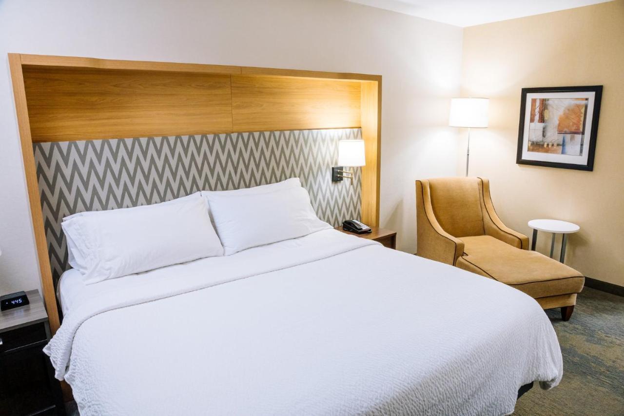 Holiday Inn Hotel & Suites Stockbridge-Atlanta I-75 By Ihg מראה חיצוני תמונה